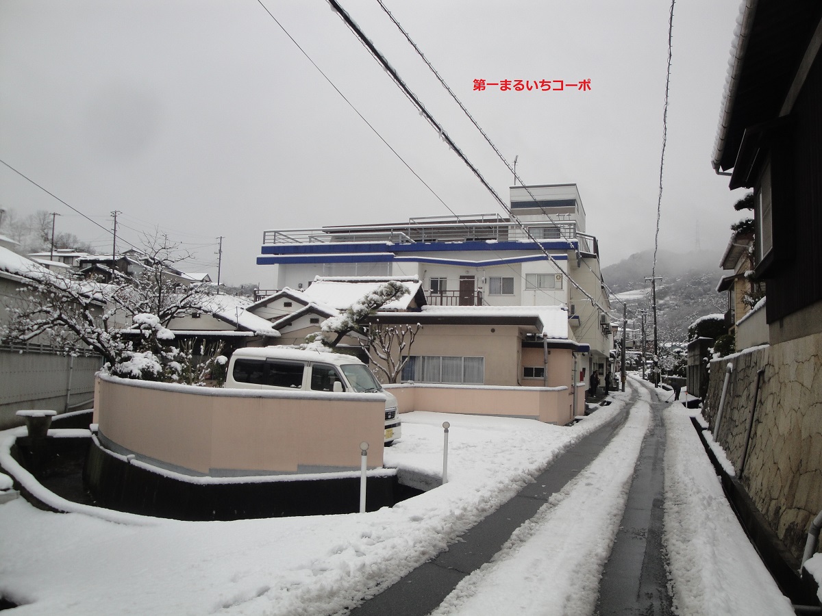 第一アパート　雪景色